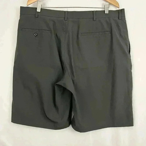 PGA Tour Casual Golf Shorts Sz 38 Gray Flat Front Men's 100% Polyester - Picture 7 of 7